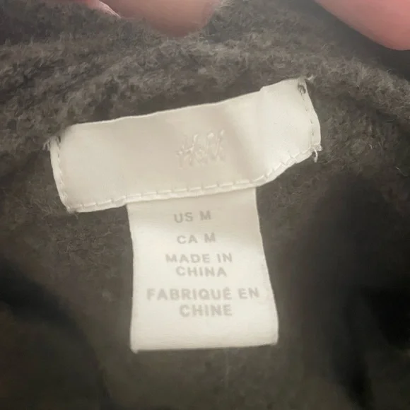 H&M Grey Sweater With Jeweled Buttons - Picture 4 of 4
